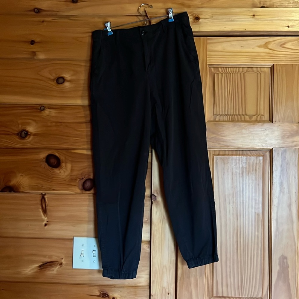 Gap Comfy Cargo Pants - Black Size 10